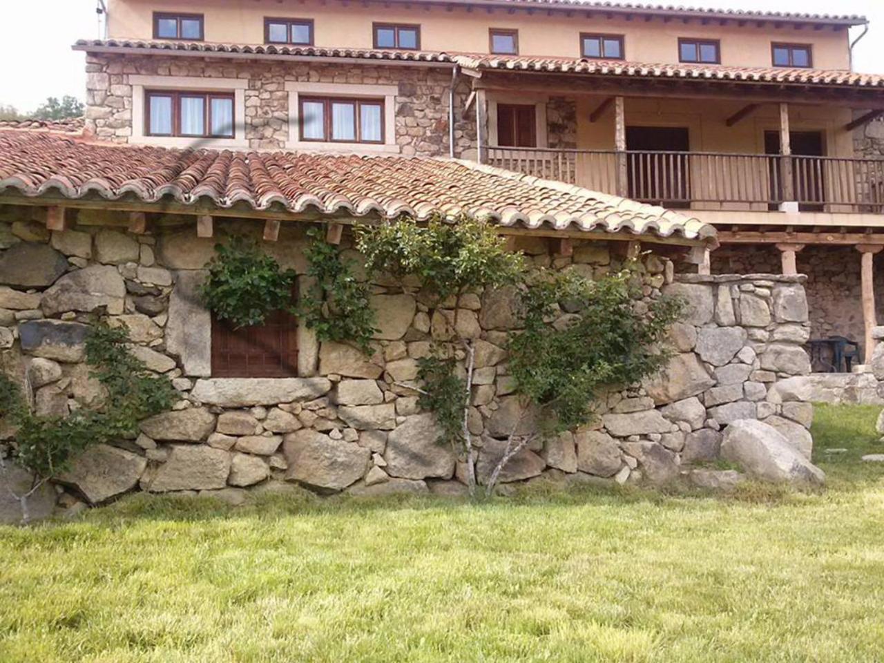 Casa Rural La Tablilla Y La Terraza Navalperal de Tormes المظهر الخارجي الصورة